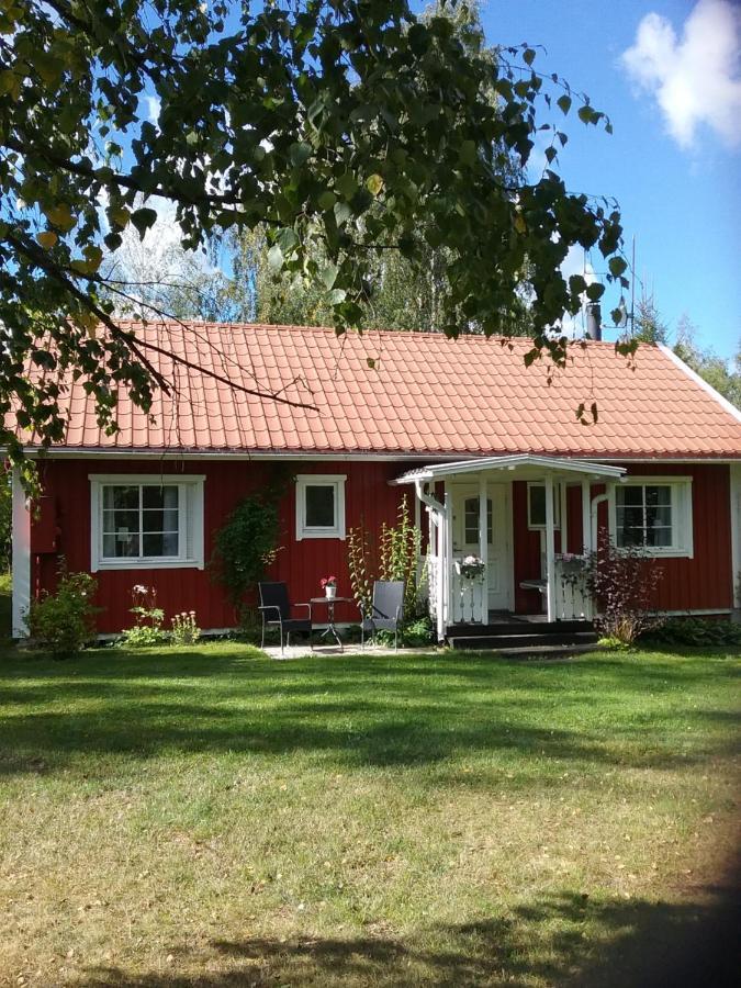 Bjoerkslingan Villa Вимерби Екстериор снимка